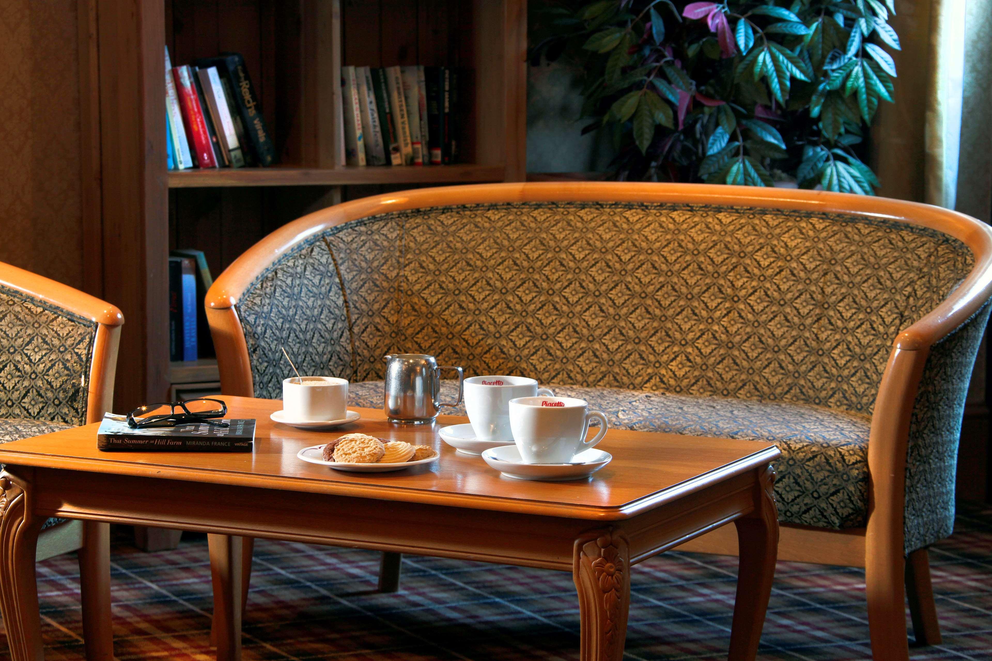 Best Western Manor Hotel Грейвсенд Екстериор снимка