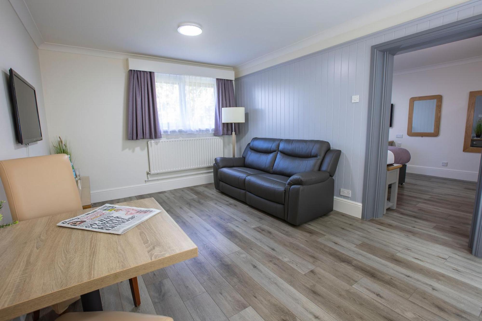 Best Western Manor Hotel Грейвсенд Екстериор снимка