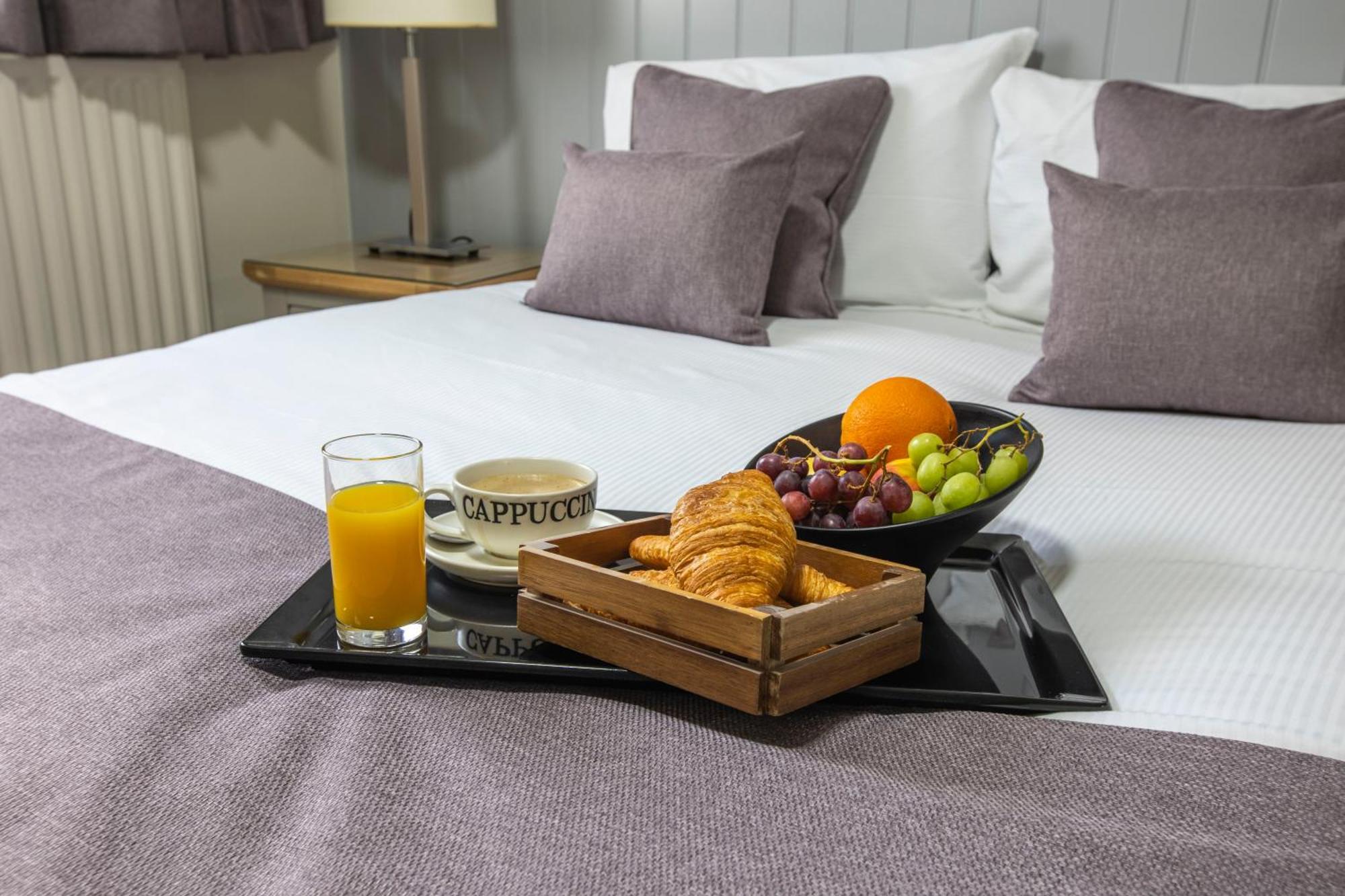 Best Western Manor Hotel Грейвсенд Екстериор снимка