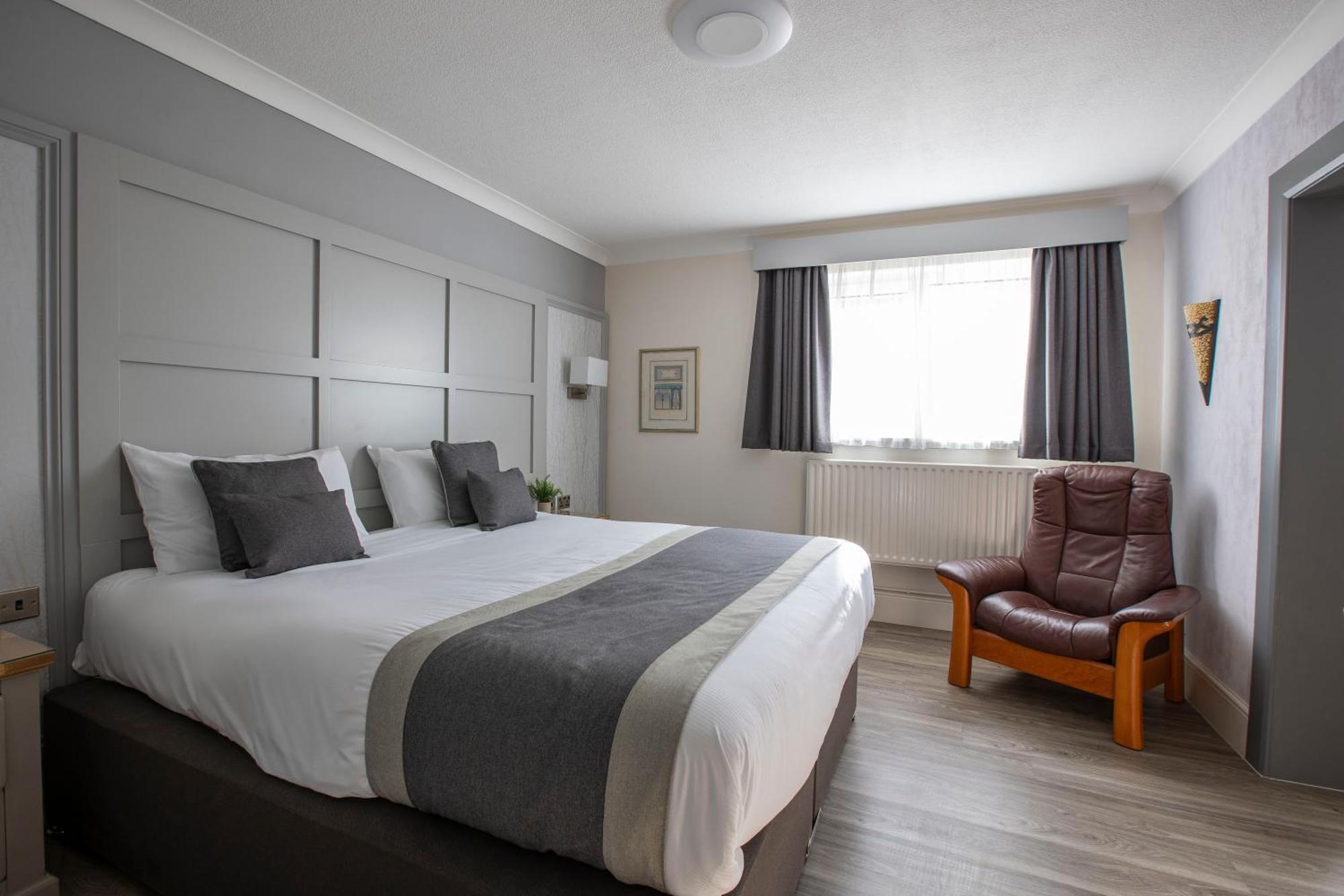 Best Western Manor Hotel Грейвсенд Екстериор снимка
