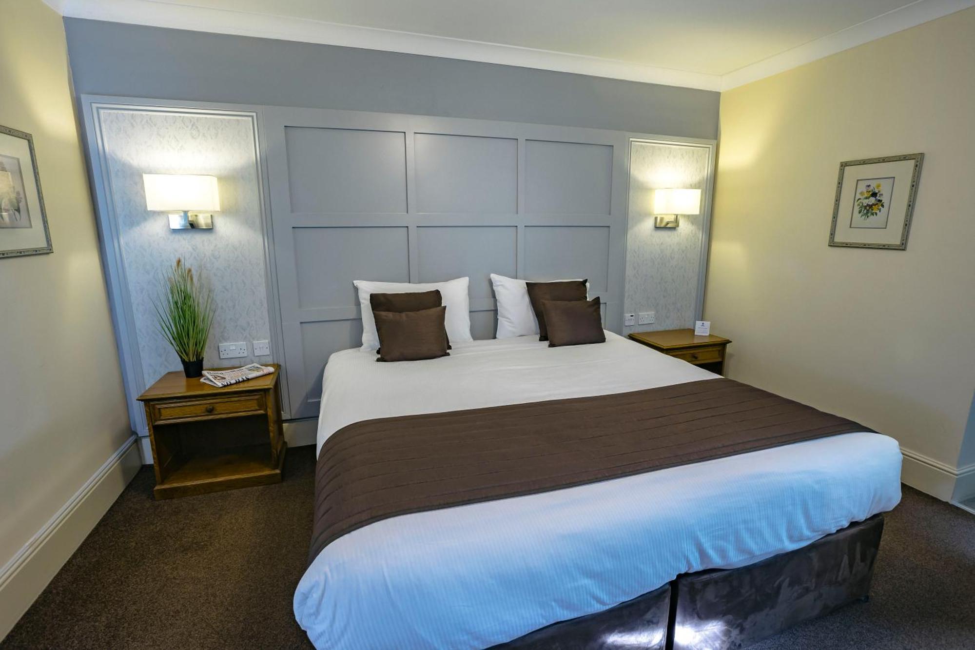 Best Western Manor Hotel Грейвсенд Екстериор снимка